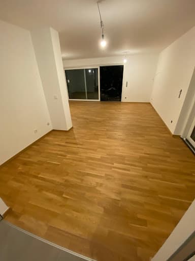 DM Innenausbau - Renovierungs und Ausbauarbeiten — Kundenfoto